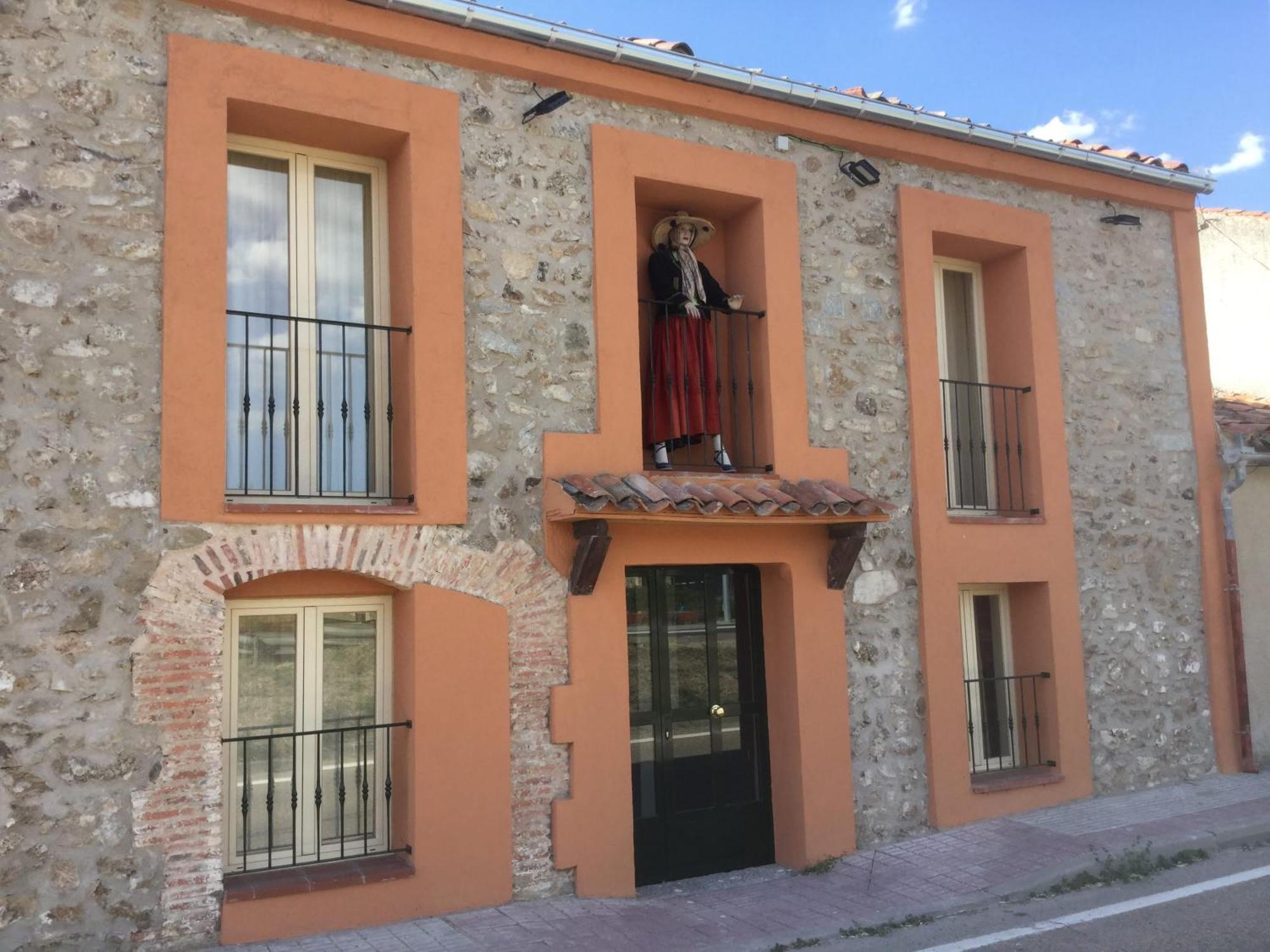 Casa Rural El Horno De La Aldegueela Torrecaballeros Luaran gambar
