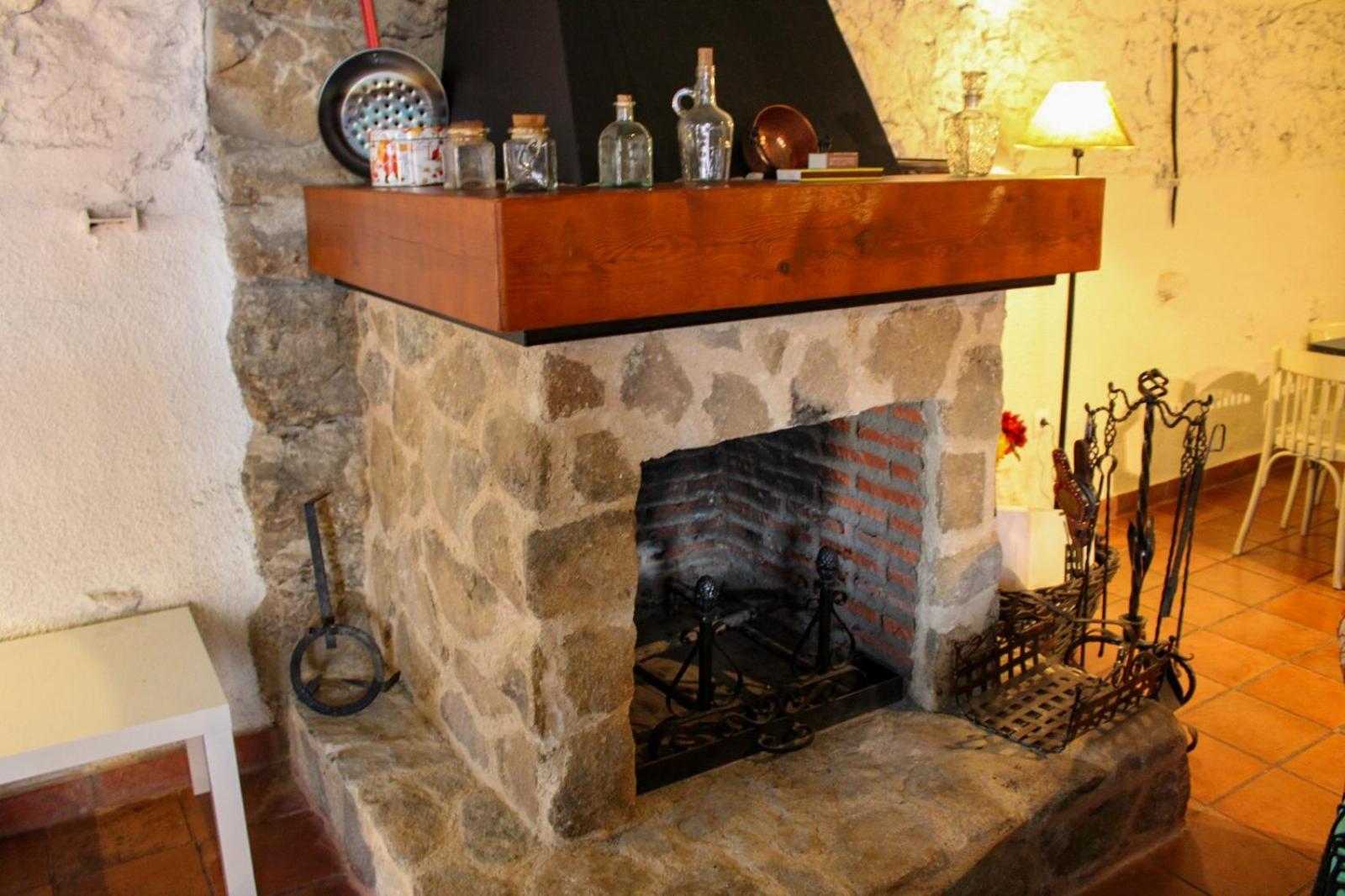 Casa Rural El Horno De La Aldegueela Torrecaballeros Luaran gambar