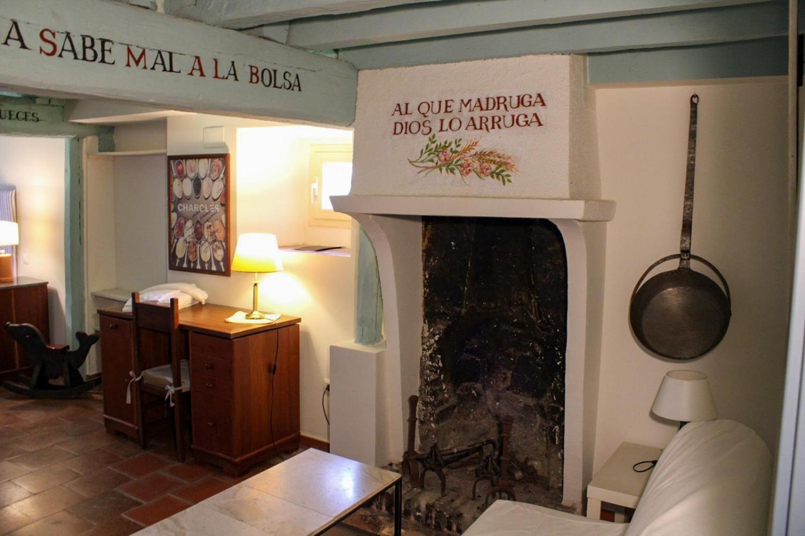 Casa Rural El Horno De La Aldegueela Torrecaballeros Luaran gambar