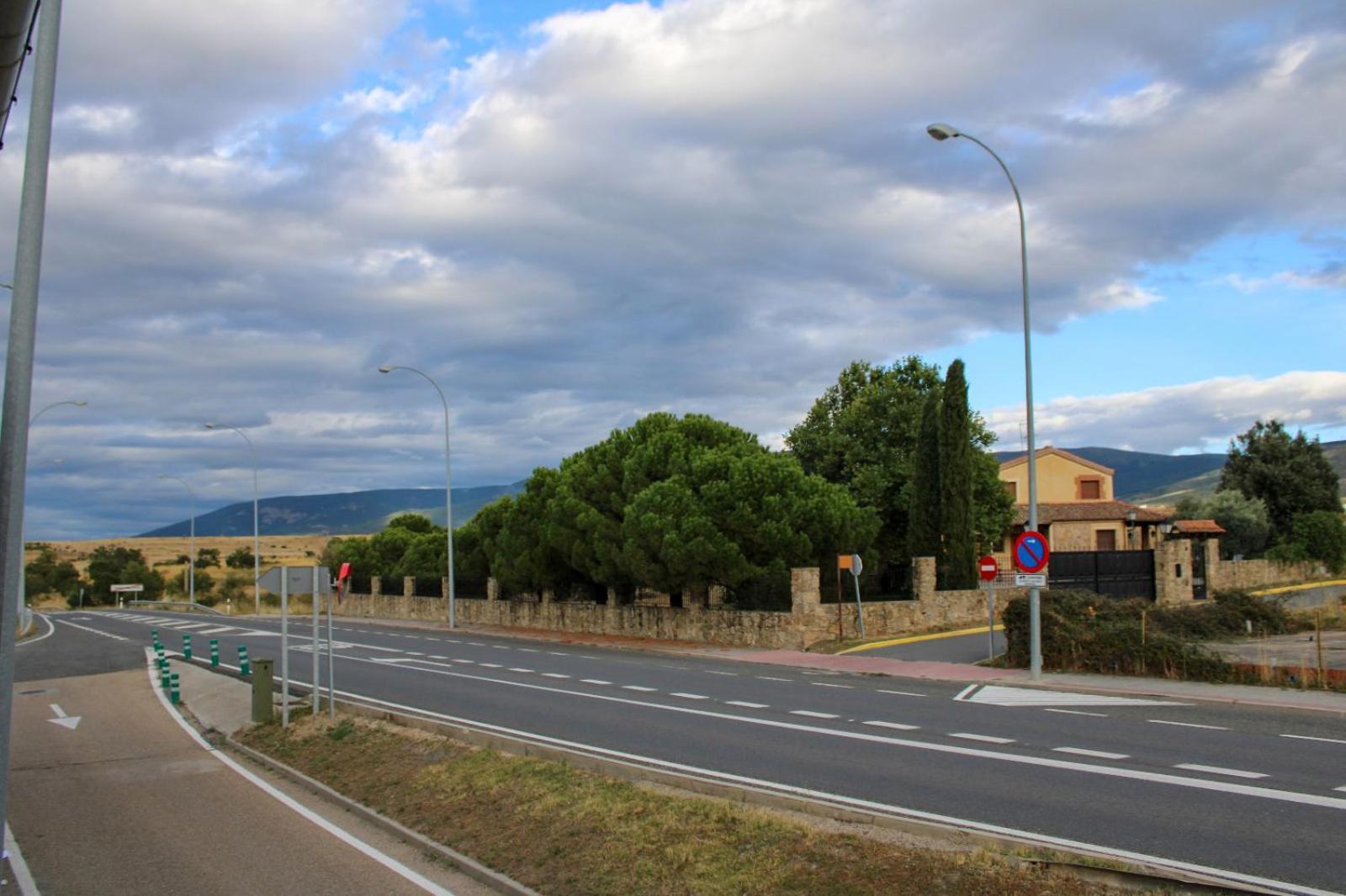 Casa Rural El Horno De La Aldegueela Torrecaballeros Luaran gambar