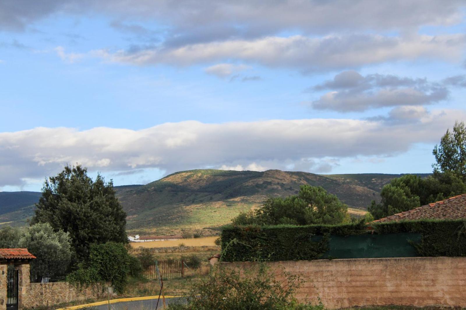 Casa Rural El Horno De La Aldegueela Torrecaballeros Luaran gambar